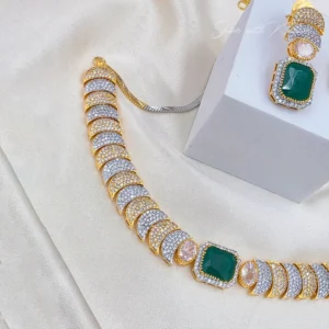 Alternative view of Green AD Crescent Necklace Set