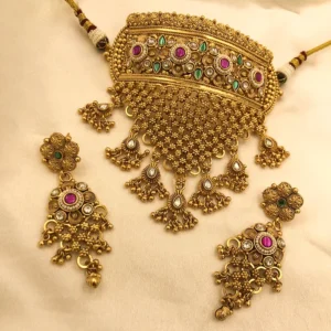 Broad Neck Choker in Gold-Tone and Kundan - Image 3