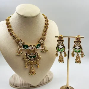 Regal Heritage Kundan Necklace Set