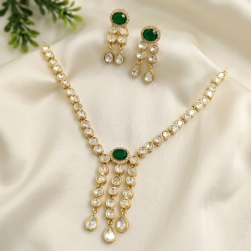 Buy Kundan Necklace Set