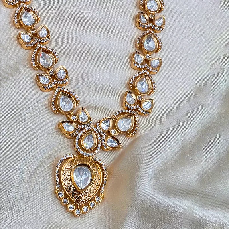 Polki Teardrop Kundan Necklace Set - Image 4