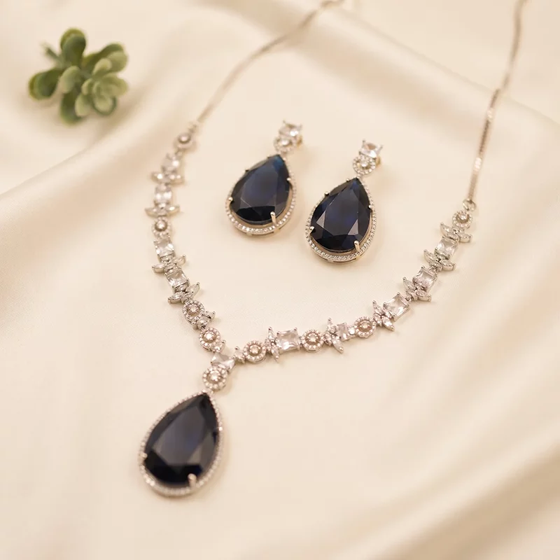Celeste Pear Drop Necklace Set