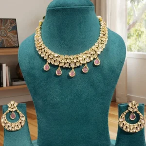 Tyani Finish Classic Kundan Choker Set - Image 4