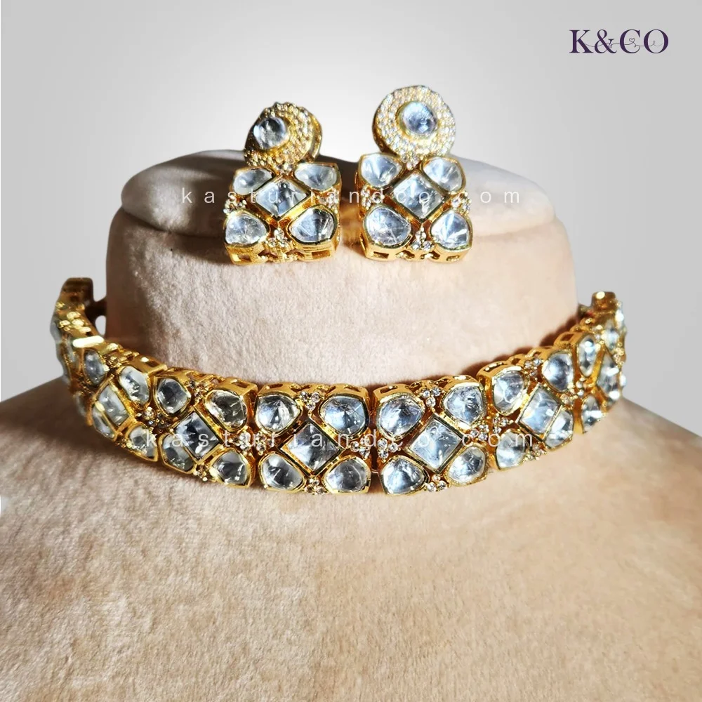 Embellished Kundan Choker - Image 5