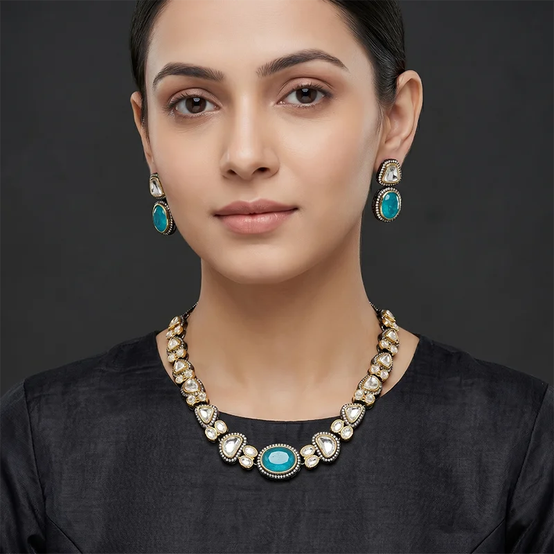 Maya Kundan Necklace with Stone