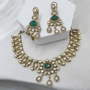 Green Kundan Drop Necklace Set - Image 3