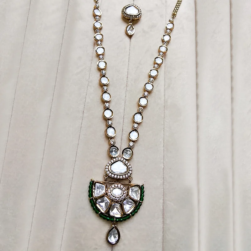 Kundan Long Necklace with Green Beads in Pendant - Image 2