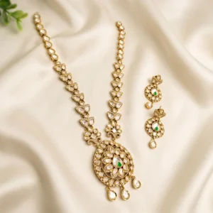 Royal Kundan Statement Necklace Set - Image 4