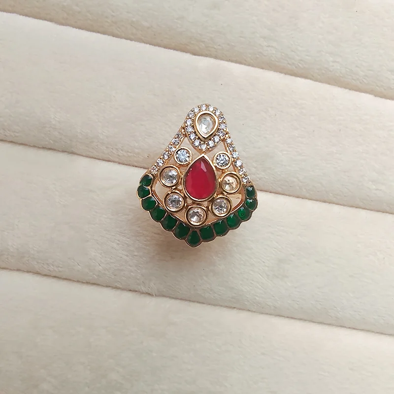 Royal Green Kundan Teardrop Statement Ring - Image 2