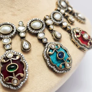 Multicolour Kundan Meenakari Statement Oxidised Necklace - Image 4