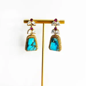 Indian Kundan Necklace with Mint Stone - Image 3