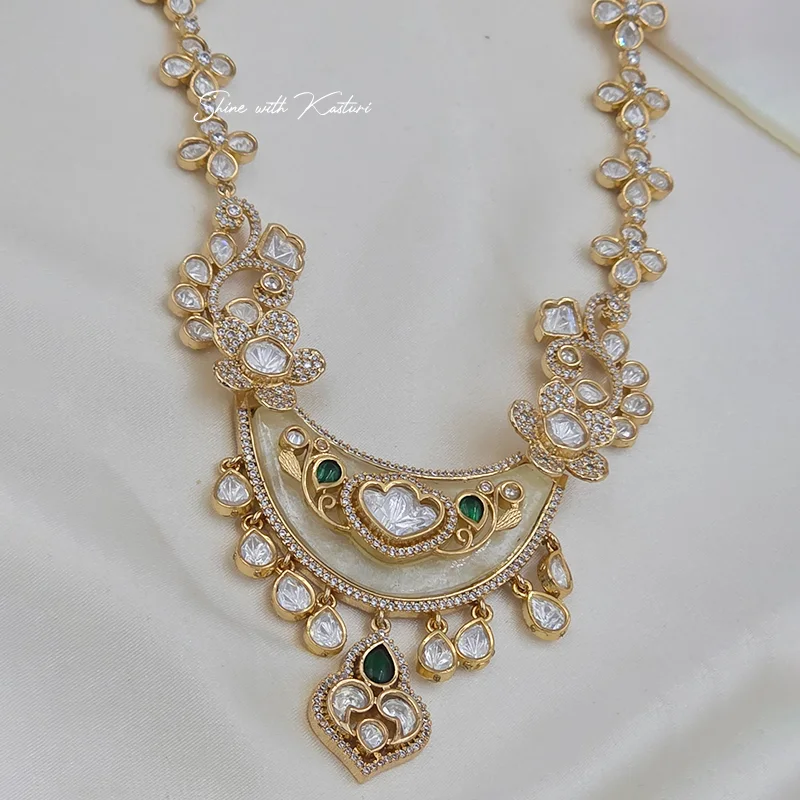 Sofia Royal Polki Mother of Pearl Pendant Necklace - Image 8