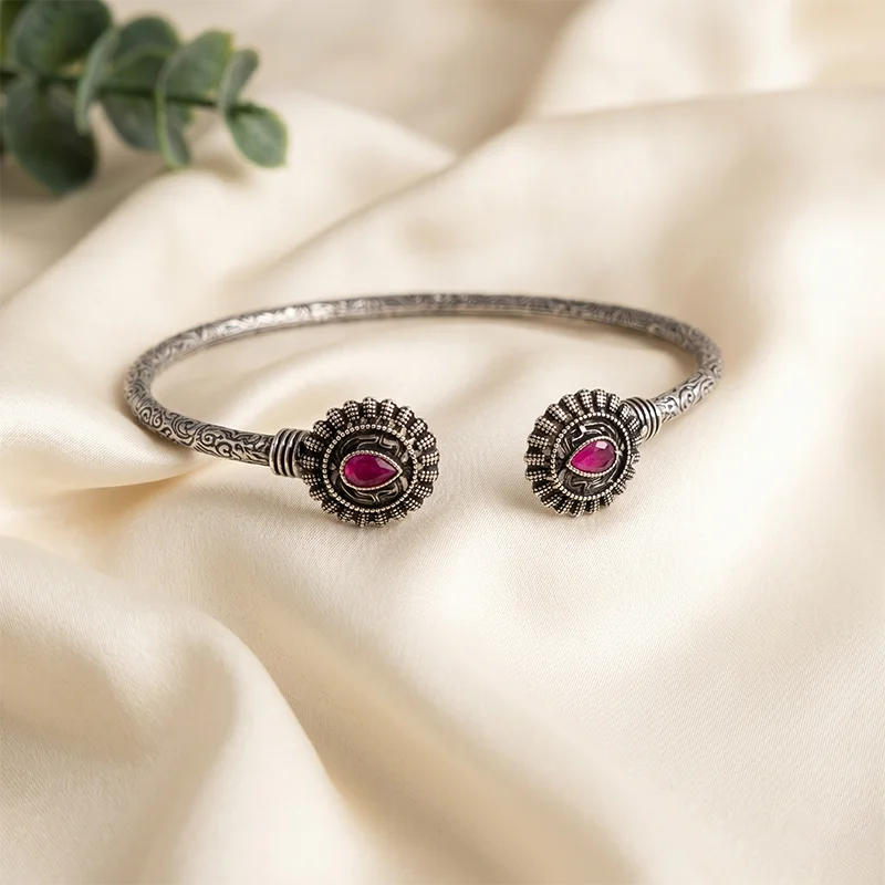 Sleek Ethnic Bangle