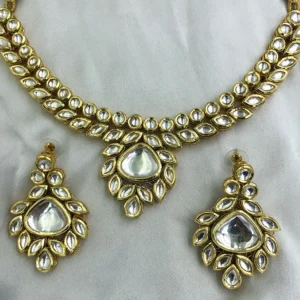Gold Kundan Necklace Set