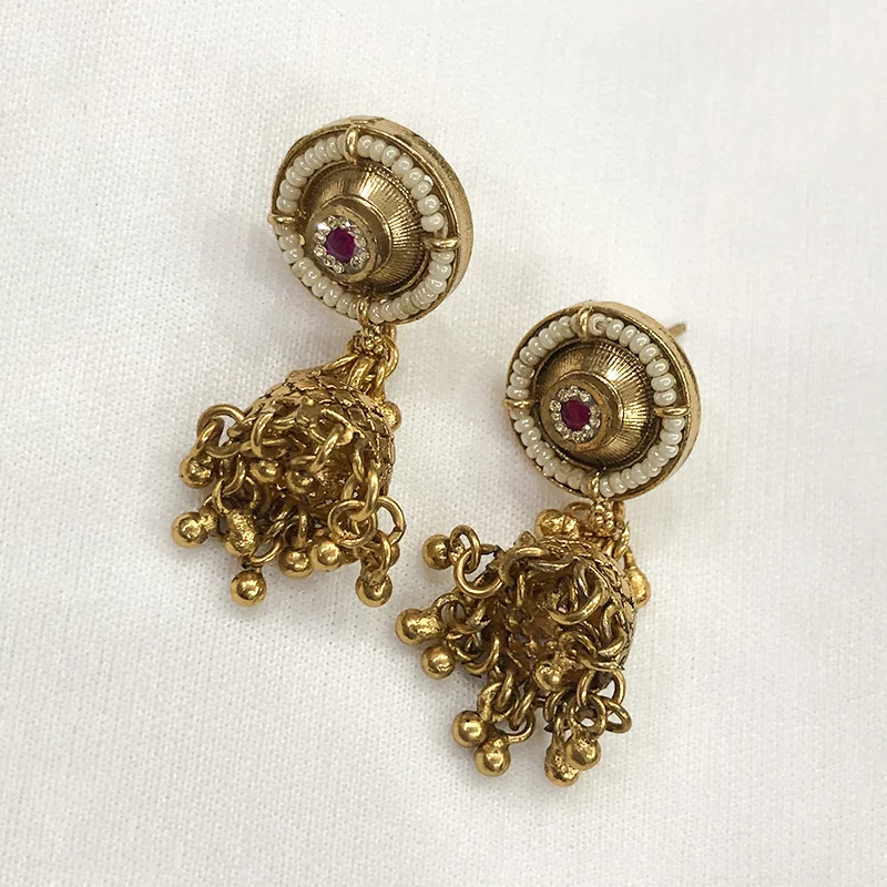 Antique Gold Pendant Necklace Set with Earrings - Image 3