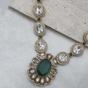 Alternative view of Royal Emerald Kundan Necklace Set with Earrings