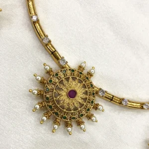 Ruby Floral Kundan Pendant Necklace Set - Image 3