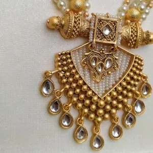 Royal Gold Pearl Beaded Traditional Pendant Necklace - Image 4