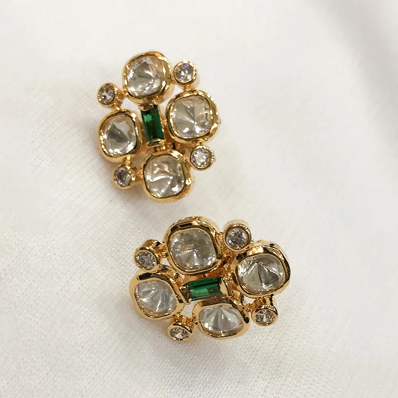 Light Kundan Choker with Earrings - Image 2