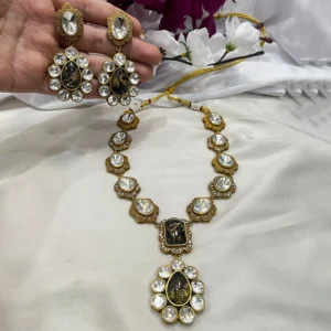 Pari Long Kundan Necklace Set, Black Stone - Image 2